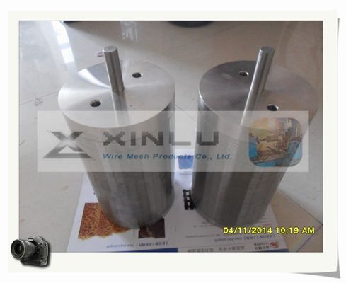3,3 x el tamiz cilíndrico de acero inoxidable de la ranura del alambre 0.7m m de la cuña de 6.5m m modificó para requisitos particulares